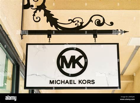 is mk outlet legit - michael Kors san marcos tx.